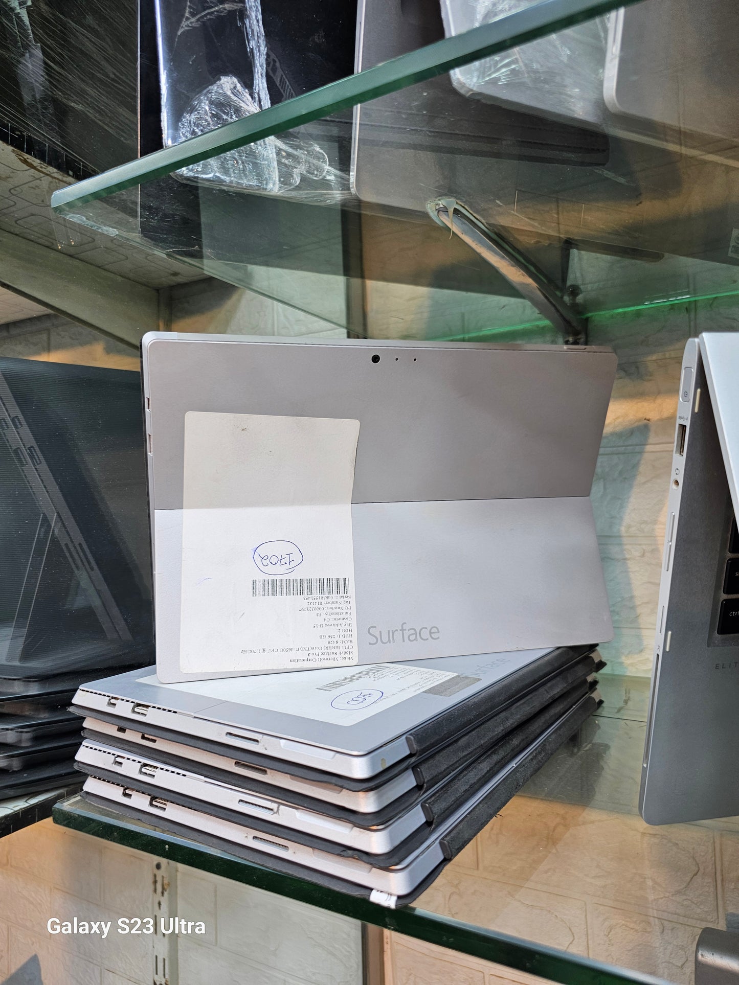 Microsoft Surface Pro 3 | Core i5 4th Gen, 8GB RAM, 256GB SSD, 2K Touch Display | USA Imported