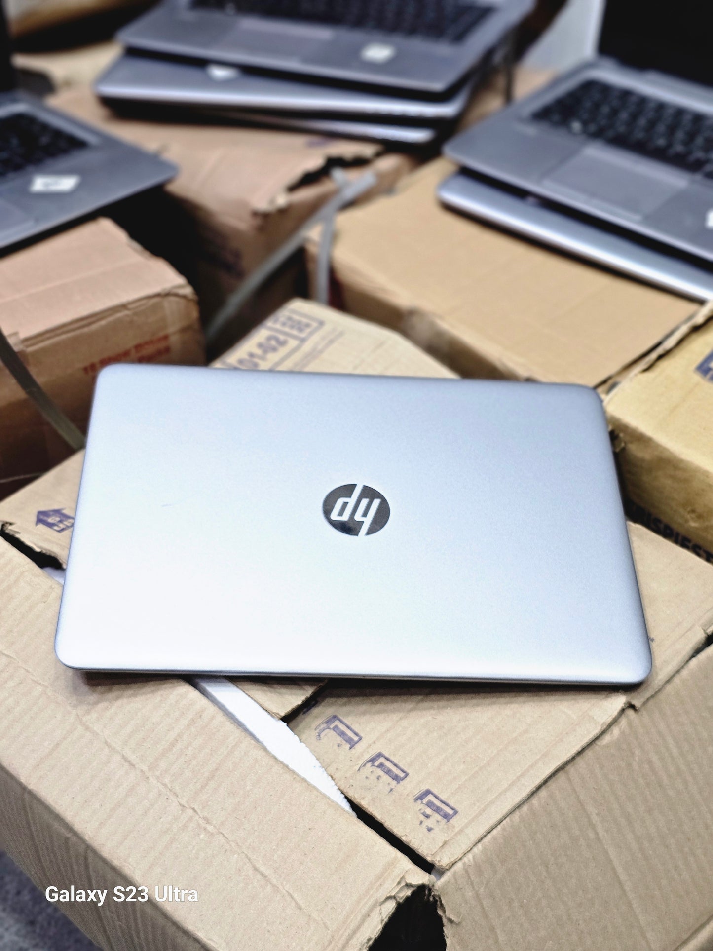 HP EliteBook 840 G3 | Core i5 6th Gen | 8GB RAM | 256GB SSD | FHD | Backlit Keyboard | Slim & Stylish | USA Stock