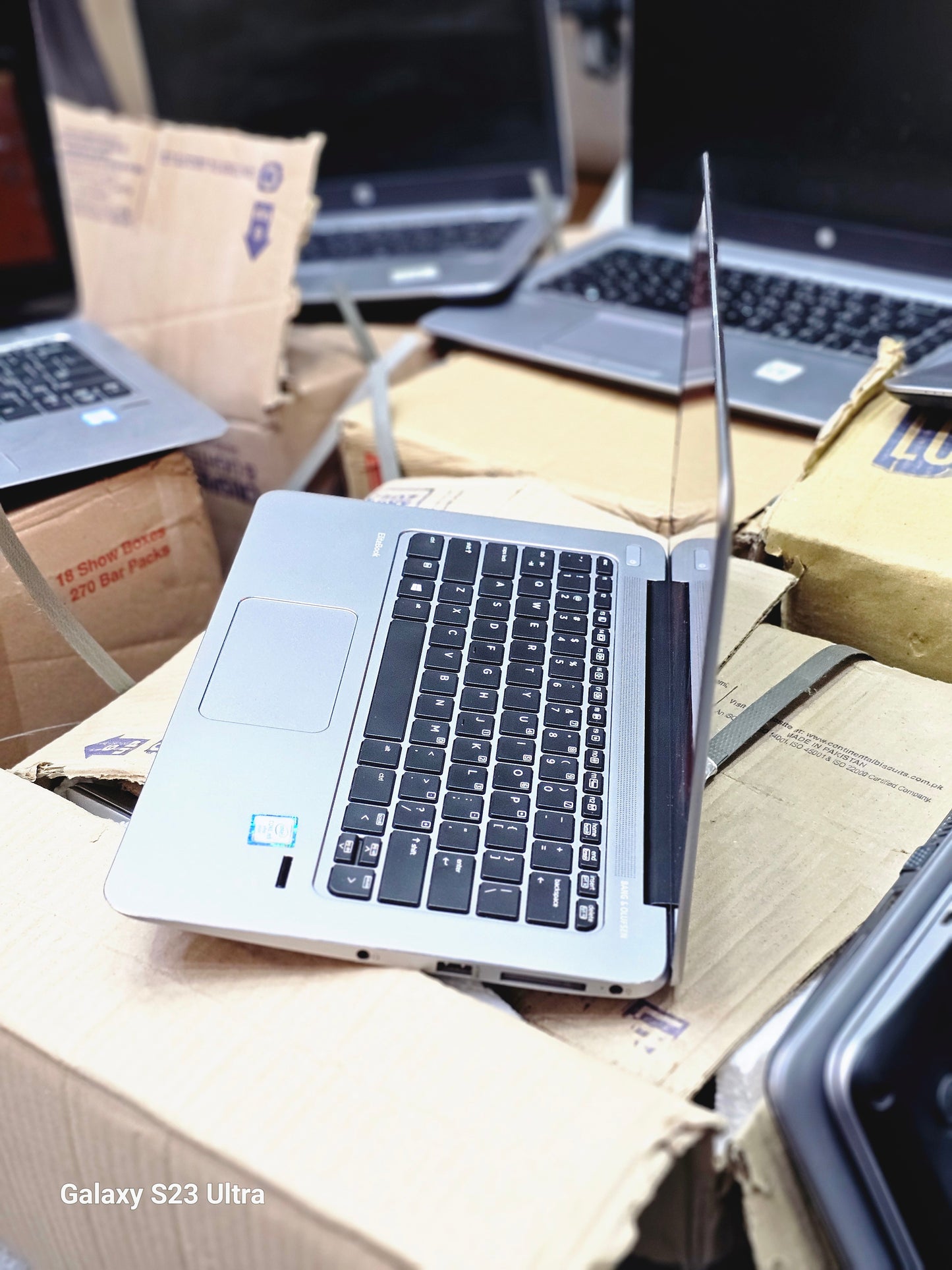 "HP EliteBook 1030 G1 - Core M5 8th Gen | 8GB RAM | 256GB SSD M.2 NVMe | 13.1'' Display | USA Imported"