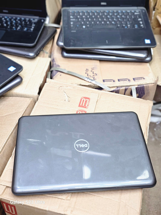 Dell Latitude E3380 | Core i3 6th Gen | 8GB RAM | 128GB SSD M.2 | USA Import