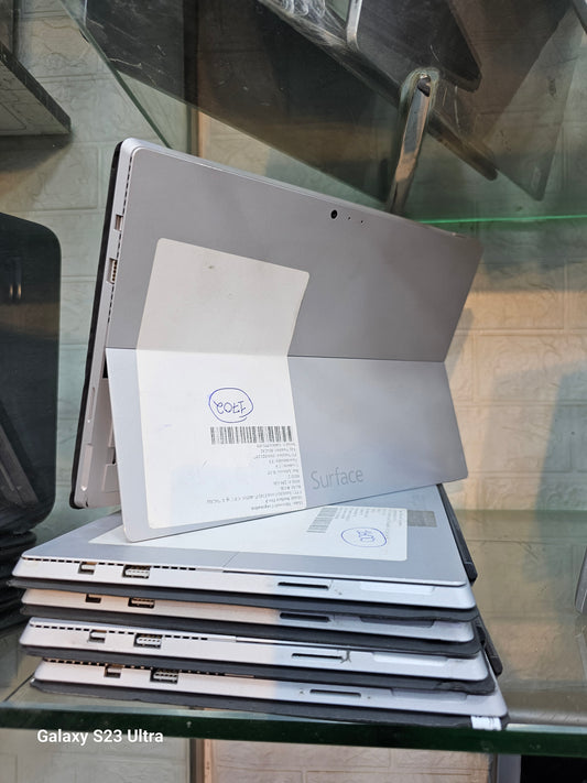 Microsoft Surface Pro 3 | Core i5 4th Gen, 8GB RAM, 256GB SSD, 2K Touch Display | USA Imported