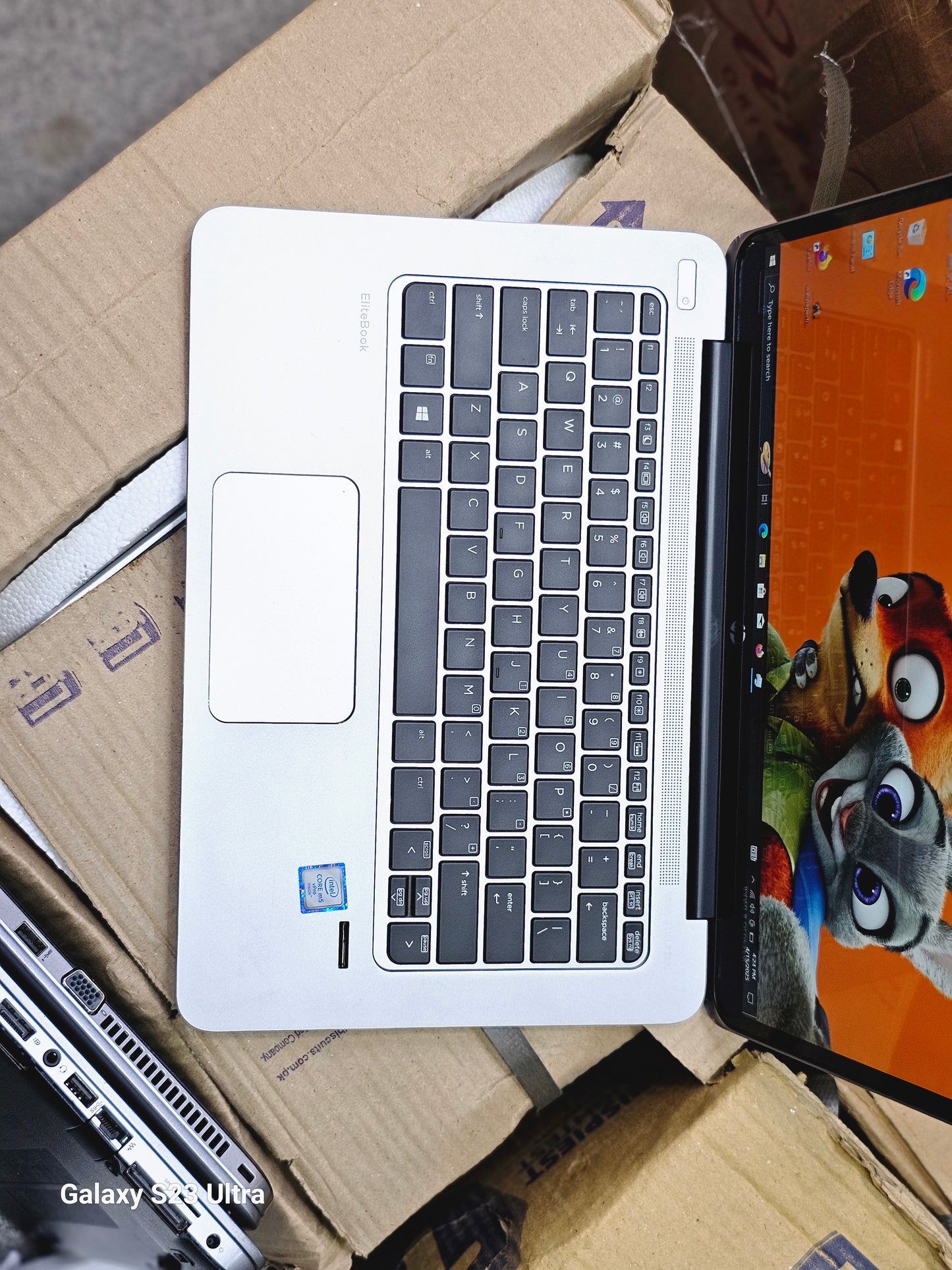 "HP EliteBook 1030 G1 - Core M5 8th Gen | 8GB RAM | 256GB SSD M.2 NVMe | 13.1'' Display | USA Imported"